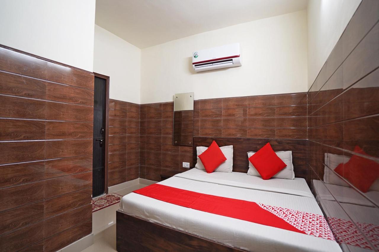 Hotel O Shri Sai Guest House Delhi  Exterior photo