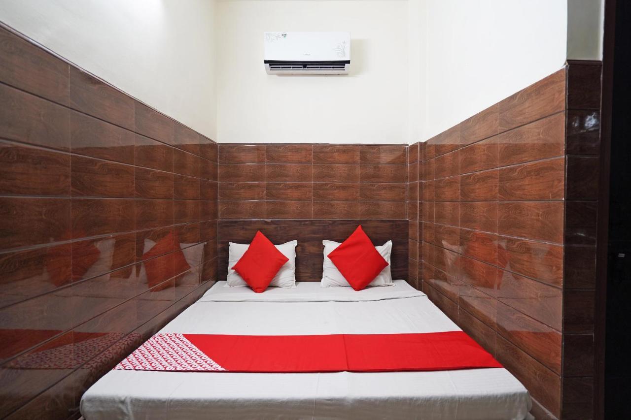 Hotel O Shri Sai Guest House Delhi  Exterior photo